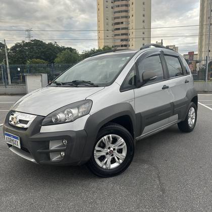 FIAT IDEA 1.8 MPI ADVENTURE 16V FLEX 4P AUTOMATIZADO FIAT IDEA 1.8 MPI ADVENTURE 16V FLEX 4P AUTOMATIZADO